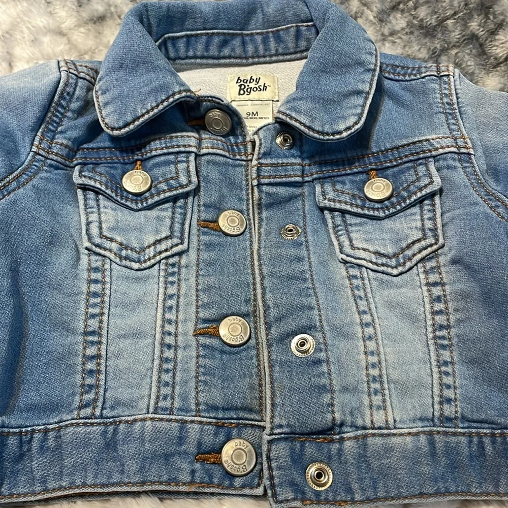 🩵 B’gosh Baby denim Jean jacket Button front in size 9 M JUST SO STINKIN CUTE